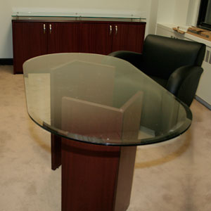 5ft - 8ft Glass Conference Table, Glass Meeting Table for Office